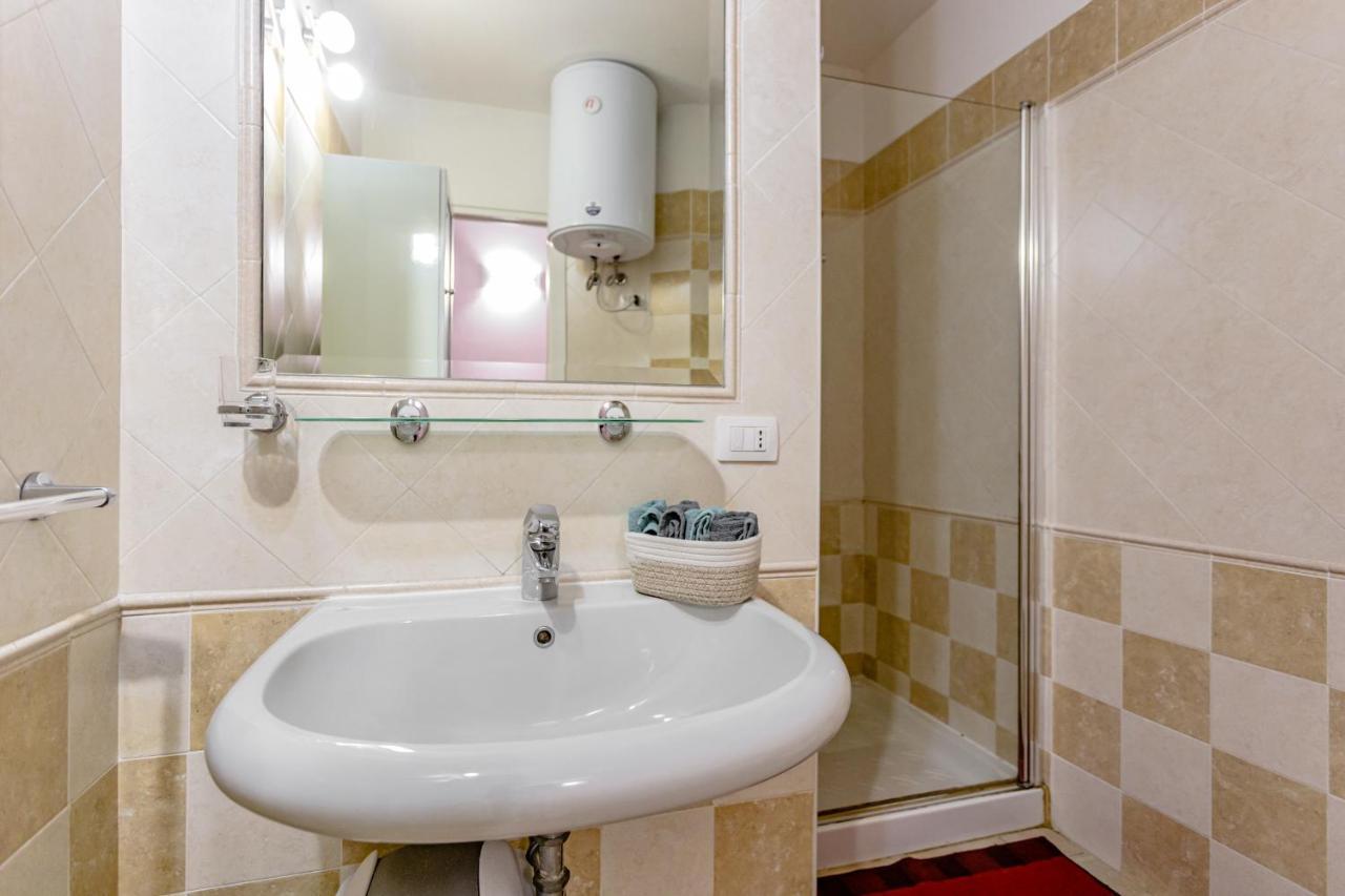 Leonardo Apartamento Cagliari Exterior foto